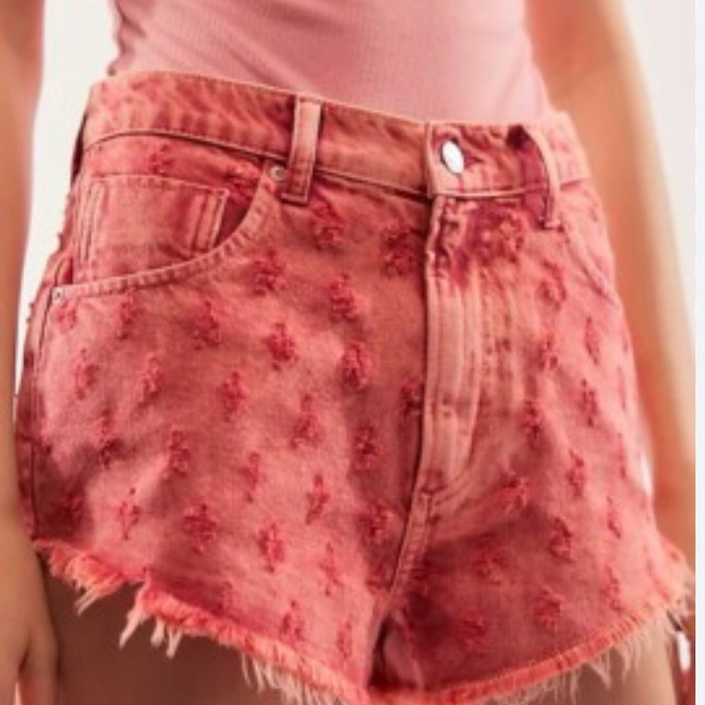 NWT We Theโ Free Mixed Emotions High-Waisted Jean Shorts - Size 29